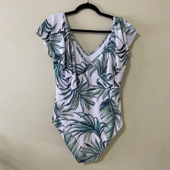NWT Tempt Me swim women’s 1pc Floral Ruffle green/white Sz Large - Picture 2 of 7